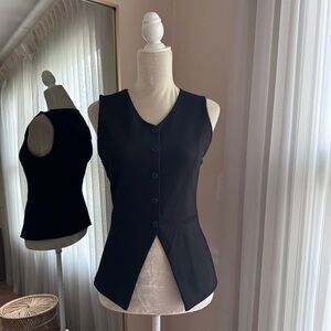 Forever 21 Black Sleeveless Women's Top Size M